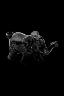 Roast & Toast Lucky Elephant Ceramic Pipe