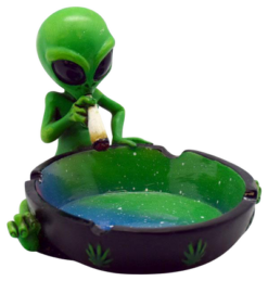 Smoking Alien Ashtray